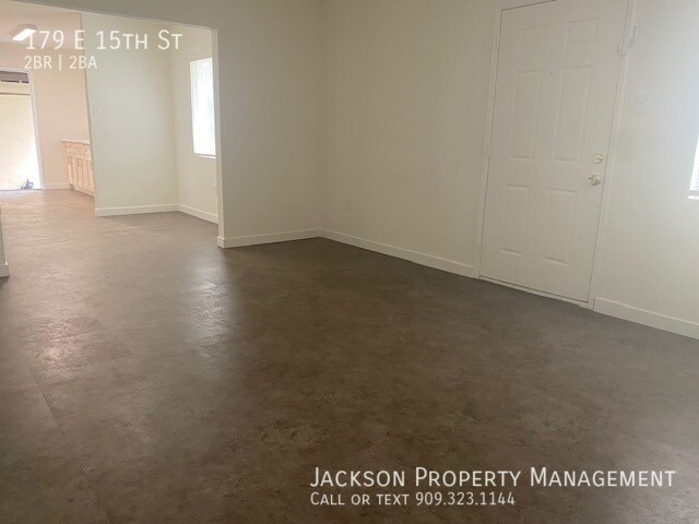 Photo - 179 E 15th St