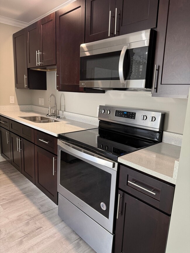 172 Howard St Unit 179