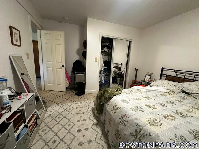 Photo - 140 Kenrick St Unidad 4