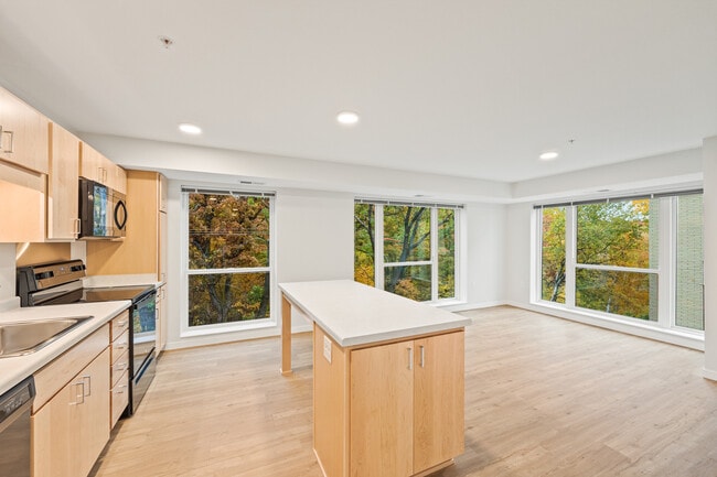 Kitchen Island w/ Storage