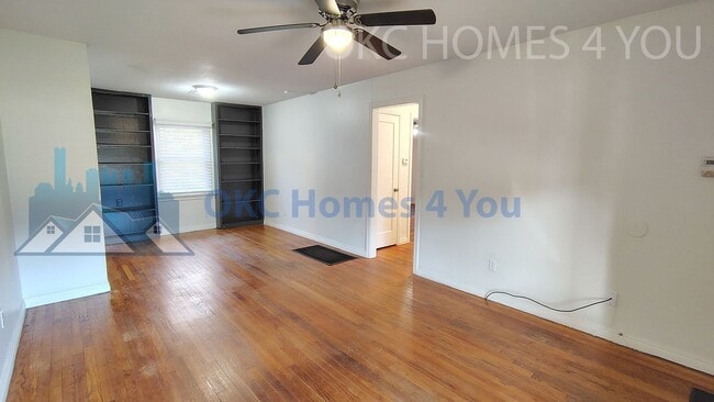 Photo - Charming 2 Bedroom near I-44 & May Ave.