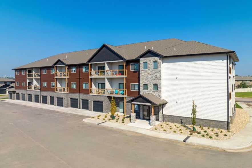 Grand Prairie Apartments & Townhomes
