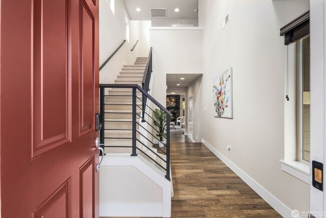 Photo - Modern Lynnwood Home with Flexible Bonus Space and Fenced Backyard