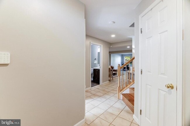 Photo - 2520 Banshire Dr