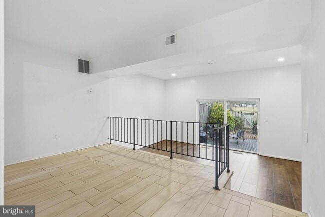 Photo - 11072 Berrypick Ln