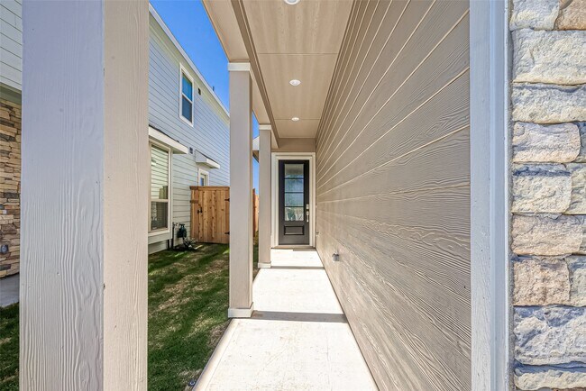 5554 Amber Brook Ln