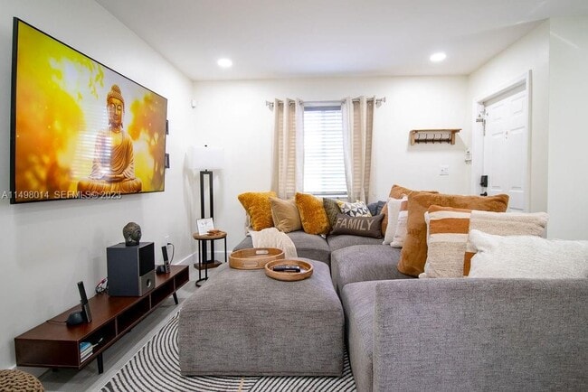 Photo - 18706 SW 100th Ave