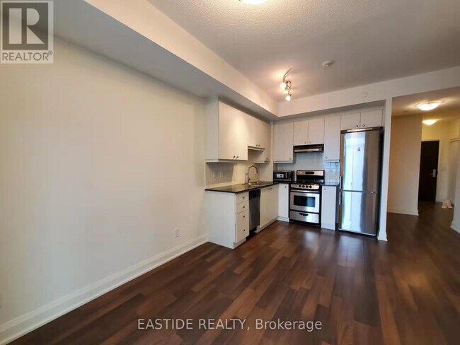 Photo - 68 Canterbury Pl Unité 1811