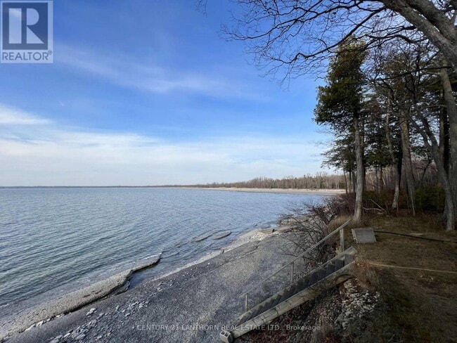 Photo - 240 Salmon Point Rd