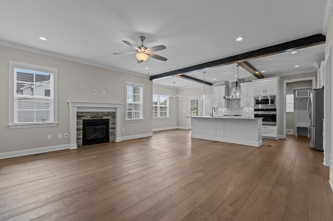 Photo - 2923 Logan Valley Path