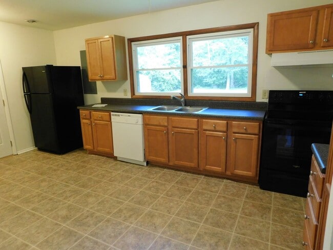 Photo - Brick Ranch in Oxford Heights Subdivision