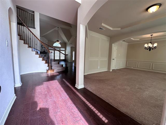 Photo - 708 Yarrow St