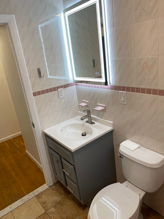 Photo - 60-62-62 Nonantum St Unit 2