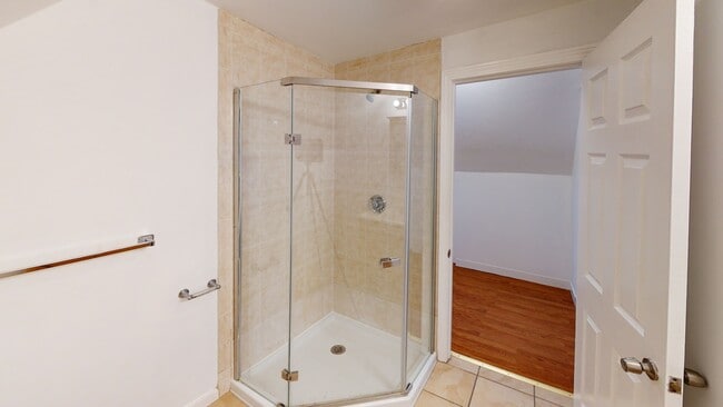 Building Photo - 78 Fremont St Unit NA Rental