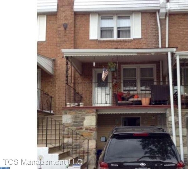 Photo - 3 br, 1.5 bath House - 448 Hermit Street