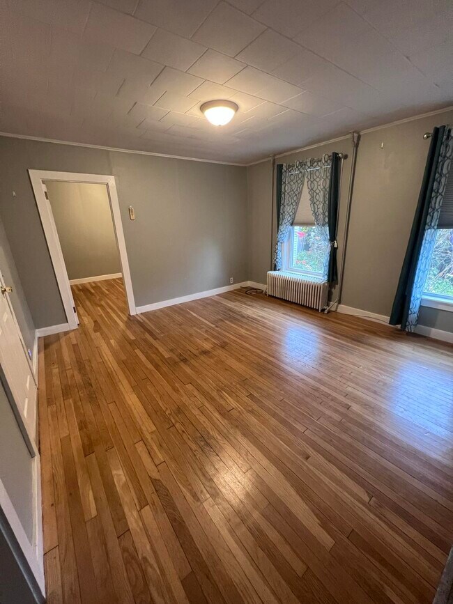 Photo - 1084 School St Unidad 1