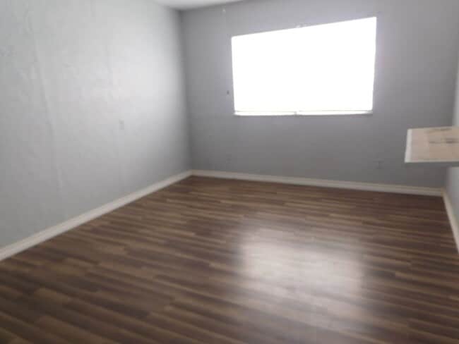 Photo - 1505 NW Lake Ave