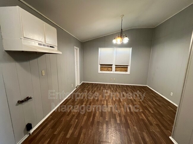 Photo - 2054 Pueblo Ave