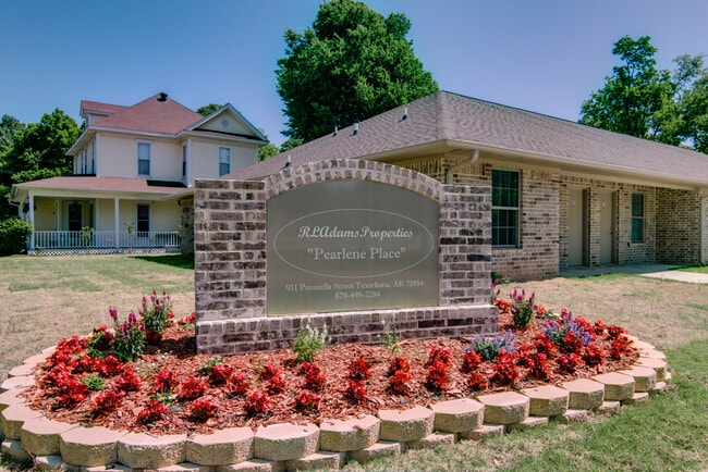 Pearlene Place Apartments, 911 Pecorella St. Texarkana AR 71854 - 911 Pecorella St E Unit #E