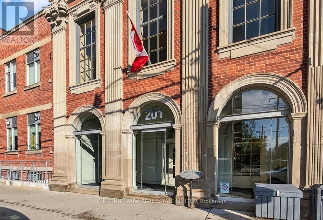 Photo - 201 Carlaw Ave Unit 103