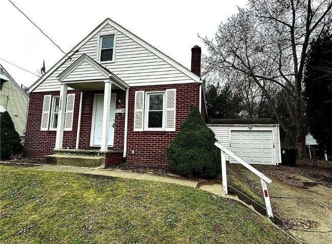 Photo - 1558 25th St NW