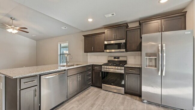 Photo - "Homey 4-Bedroom House in Bentonville – 1,433 Sq. Ft. of Comfort!"