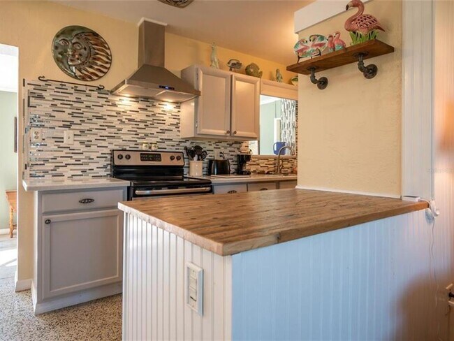 Photo - 2456 Elkcam Blvd