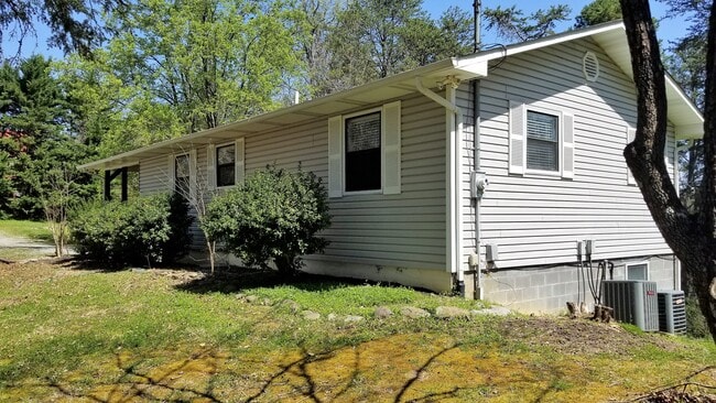 2361 Forge Hideaway Loop