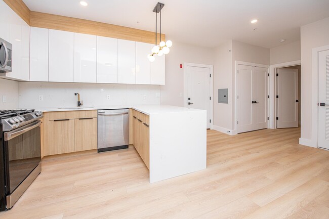 Photo - 6710 PARK Ave Unit 401