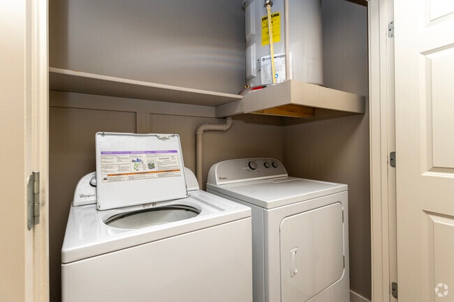1BR, 1BA - Goldenrod 1