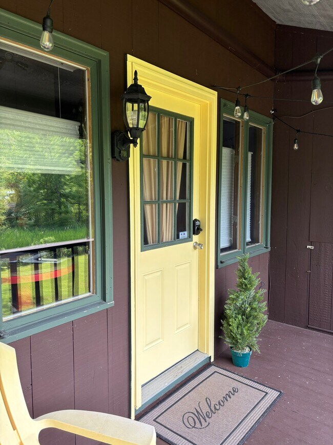 1089 Mohawk Trail Unit 2