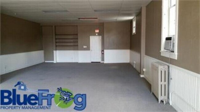 Photo - 68 Racine St