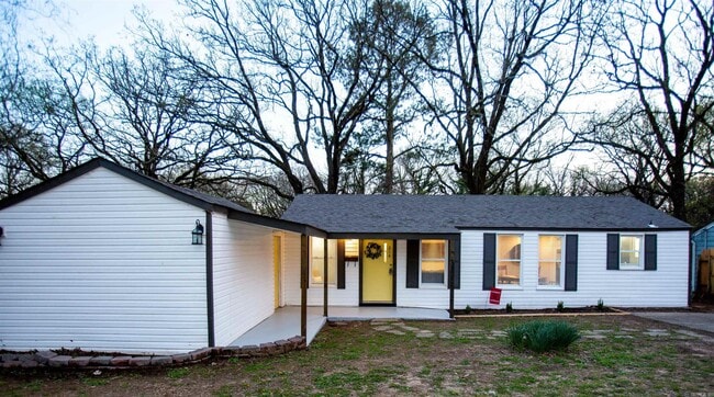 Photo - 214 Belmont Dr