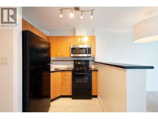 Photo - 1331 Alberni St Unit 309
