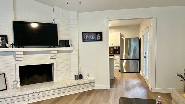 Building Photo - 5540 N Colony Blvd