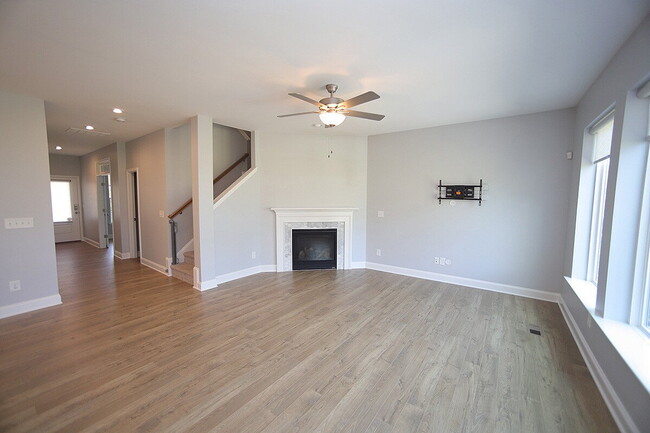 Photo - 24 Plenty Ct