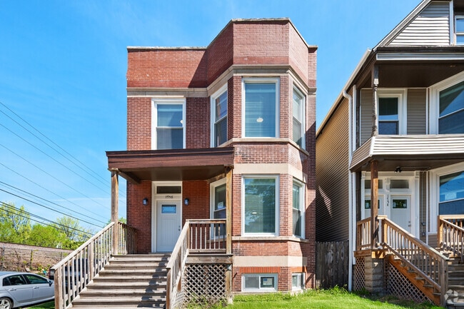 Building Photo - 1754 W School St Unit 1 Rental
