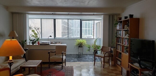 6 Whittier Pl Unit 5H