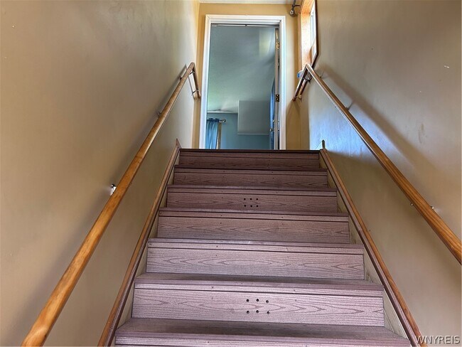 Photo - 5834 S Transit Rd