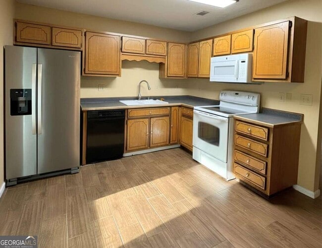 Photo - 204 Merriwood Cir