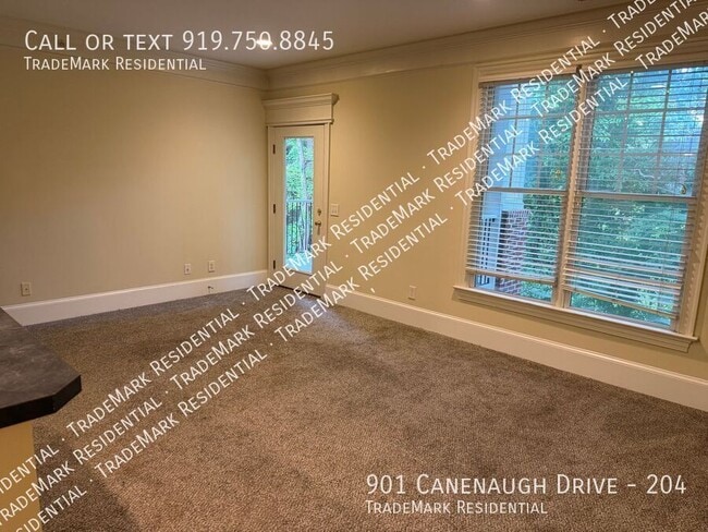 Photo - 901 Canenaugh Dr