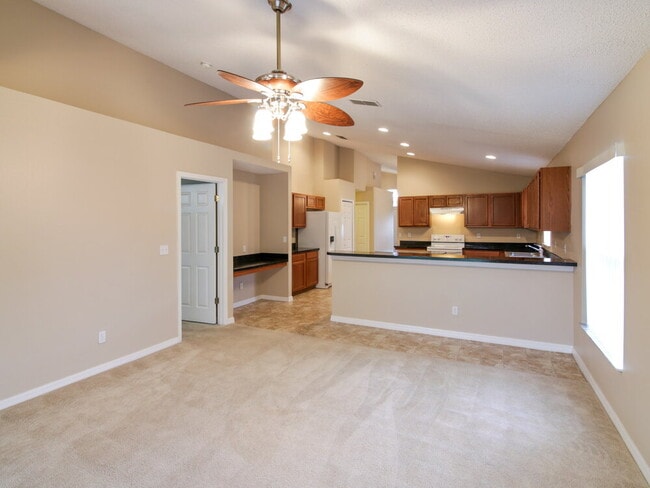 Photo - 3005 Lorimer Ct