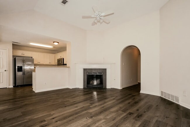 Photo - 1224 Whistler Dr