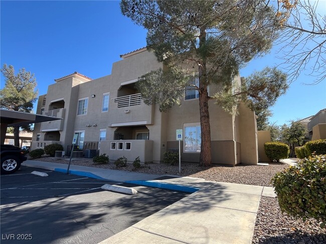 Photo - 1909 Villa Palms Ct Condo Unit 209