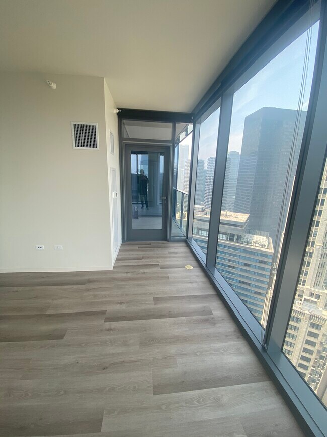 Photo - 80 E Wacker Pl Unidad 3205