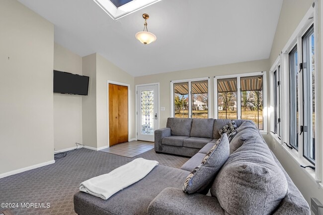 Photo - 459 W Park Ave