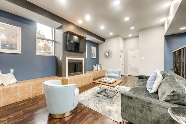 Building Photo - 8162 Richmond Ave. Unit 0506