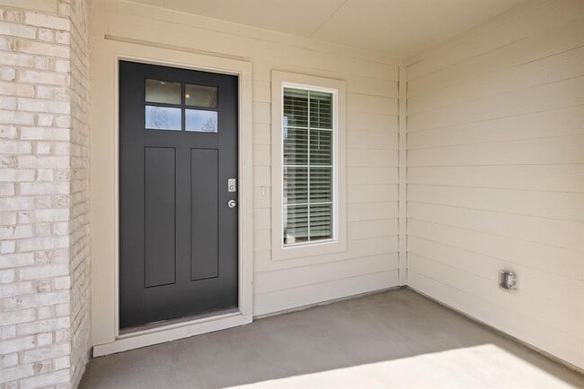 Photo - 145 Globe Mallow Cir