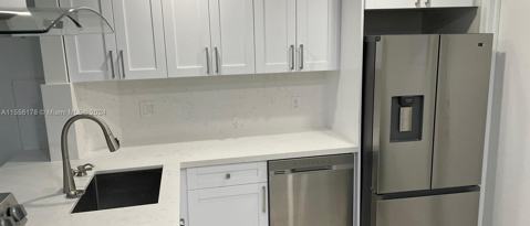 Photo - 1881 Middle River Dr