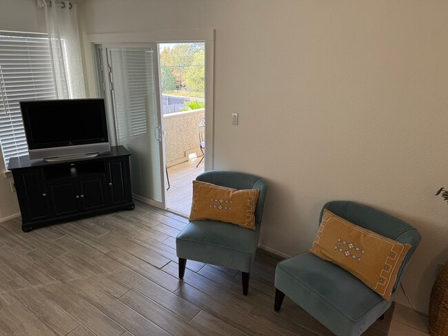 Photo - 604 Highcrest Dr Unit #224